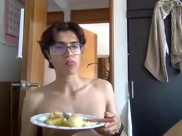 studentlatinboy on Chaturbate
