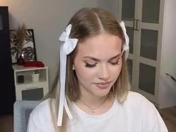 sureprise — 4nd day! Goal: CUT GAME: 1 cut = 25tk / 5 cuts = 100tk!  Hi im Kira #18 yo and im #new here. A little #shy #blonde and #young girl! [887 tokens remaining]