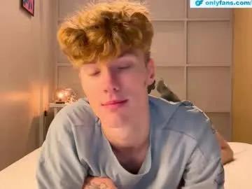 swoopyboy on Chaturbate 