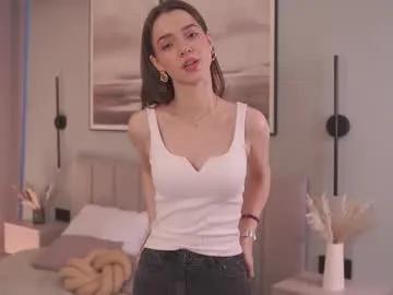 tender_brownie on Chaturbate