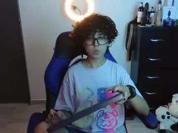thomascooper_cams on Chaturbate
