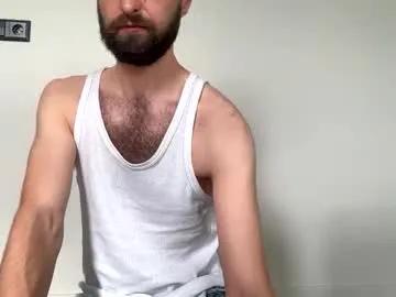 uk2011boy on Chaturbate
