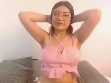 vainilla_whisper on Chaturbate