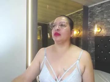 vcitoriasandoval — hey guys welcome I am a very horny Latin girl #pvt #slave #cum #squirt #bdsm