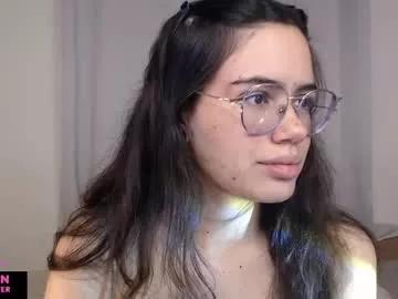 velvetcrystal on Chaturbate 