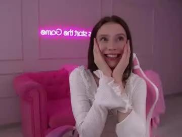 veronicavance — Welcome! I'm Veronica and I will return ^-^ GOAL: Pose a cat<3 #nonude #skinny #18 #shy #teen [68 tokens remaining]
