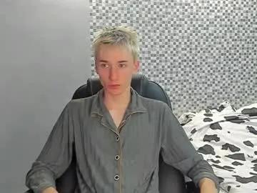 vibemygirl — GOAL: take off all your clothes [317 tokens remaining] Welcome to my room! #teen #18 #cum #young #bigcock