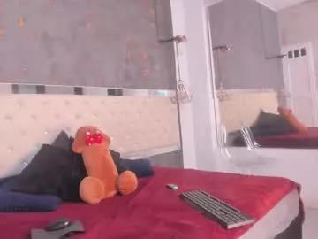 viiolettlopez on Chaturbate 