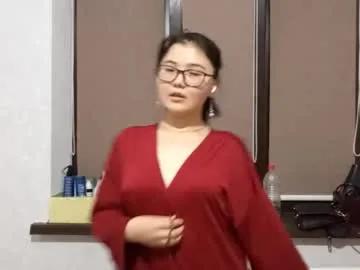 vivianwollert on Chaturbate
