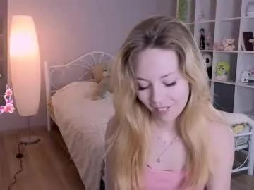 wendy_cutiex — TAKE MY TOP OFF #18 #new #skinny #shy #cute [185 tokens remaining]