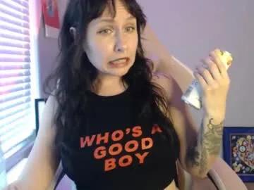 wingardiumleveveosa on Chaturbate