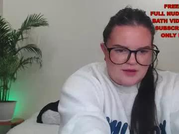 wow_its_kaitlyn on Chaturbate 