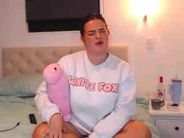 wow_its_kaitlyn on Chaturbate 