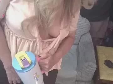 xoxo_chloechance_xoxo on Chaturbate 