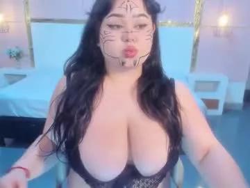 yarafox8 on Chaturbate 