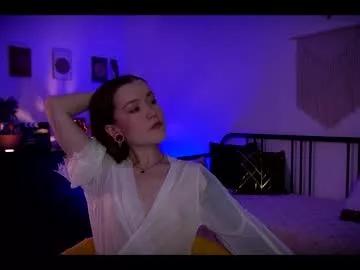 ynnenbrynn on Chaturbate 