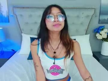 yommi_winx on Chaturbate 