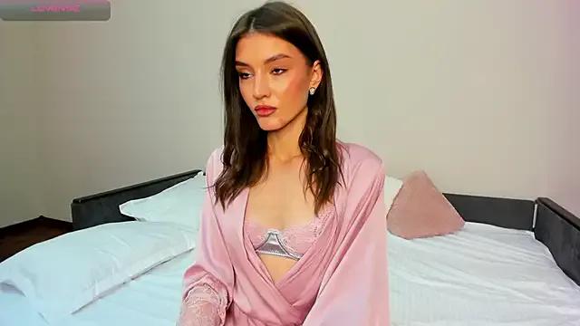 -Sacura- on StripChat