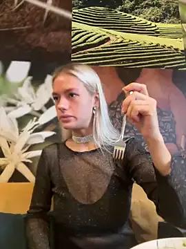 -Sexy_Barbie- on StripChat