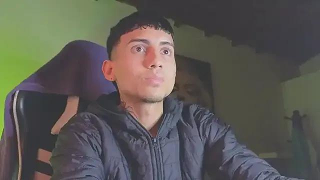 777_camilo on StripChat 