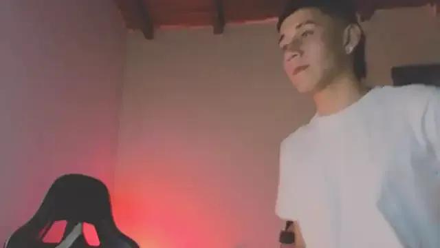 777_camilo on StripChat 