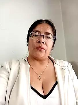 __valentina18 on StripChat 