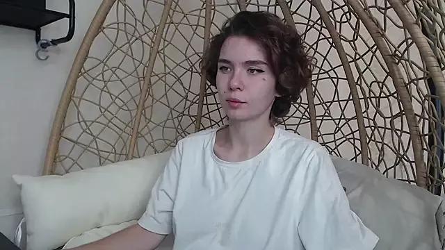 _AnnaSun on StripChat 
