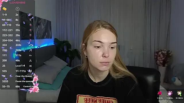 _Ivy__ on StripChat