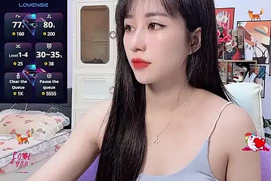 _LLisa_ on StripChat 