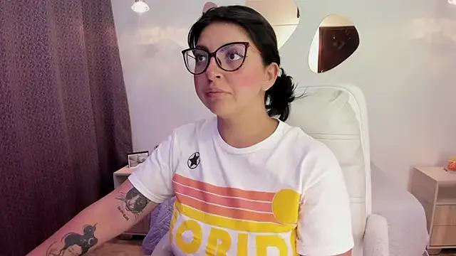 _Namii on StripChat