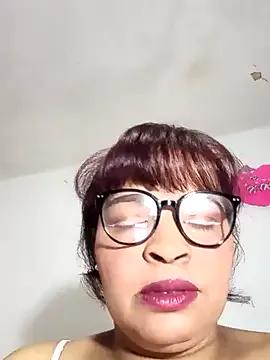 _violetta_- on StripChat