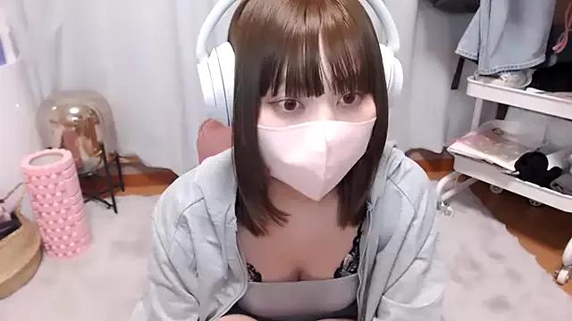 _yuuuuritan on StripChat 
