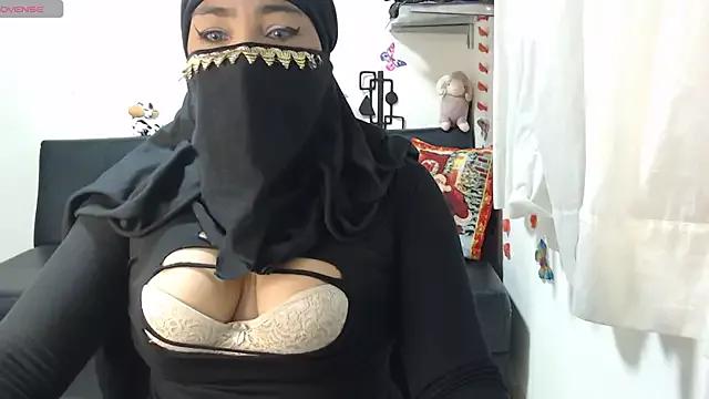 Aaliyah_brown on StripChat 