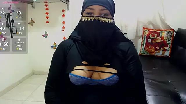 Aaliyah_brown on StripChat 