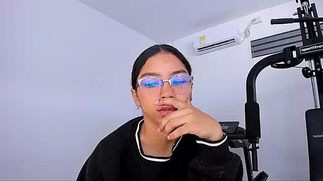 Abby_dove1 on StripChat 