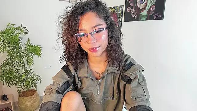 Abby_dove1 on StripChat 
