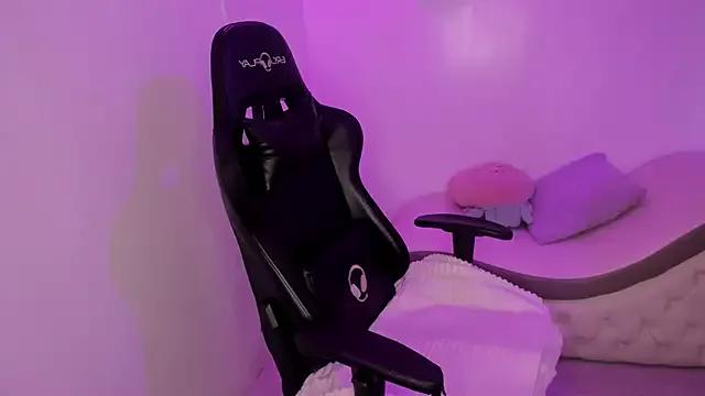 Abby_Piink on StripChat 