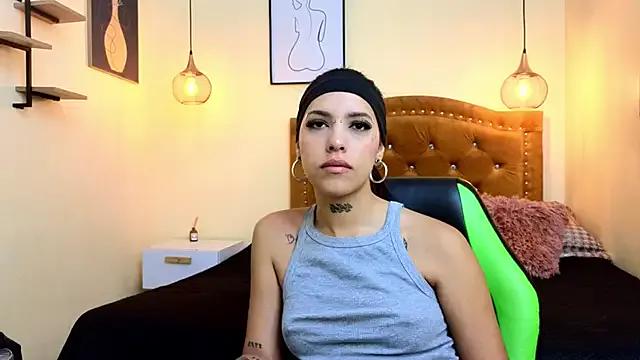 Abby_roussee on StripChat