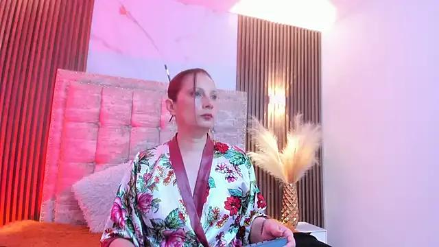 ada_mclaine on StripChat 