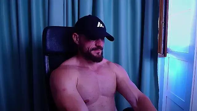 AdamJamesonn on StripChat 