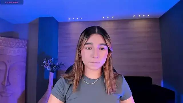 AdharaMoretti on StripChat 