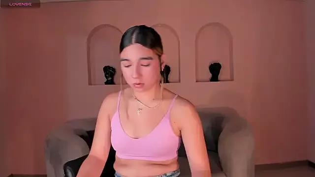 AdharaMoretti on StripChat 