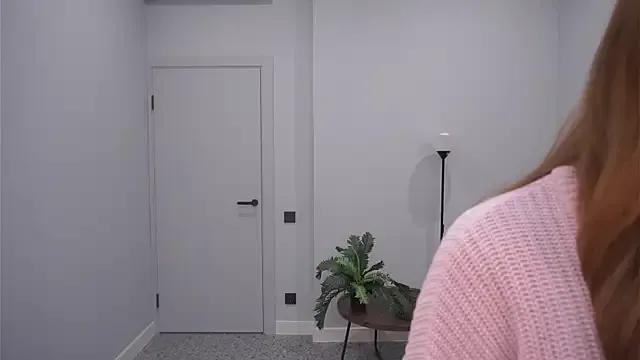AdrianaCoenen on StripChat