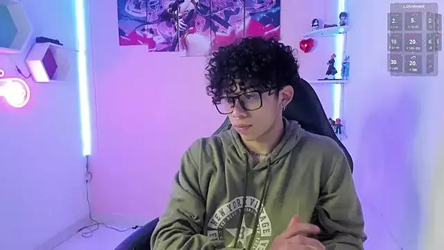 AkazaBoy_ on StripChat 