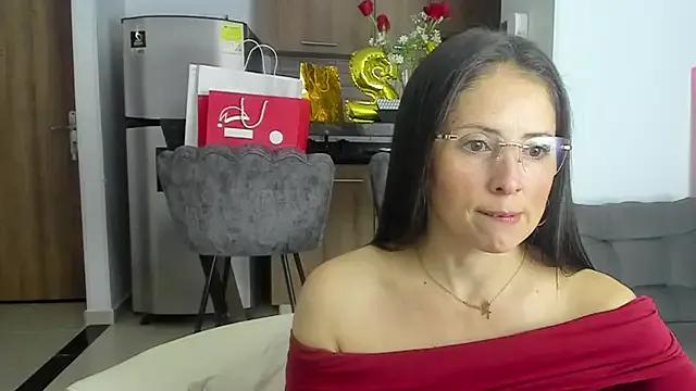 alana_gasparini on StripChat 