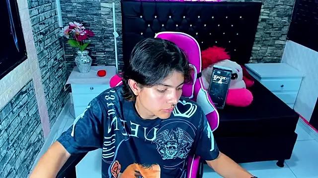 alandelrey57 on StripChat 