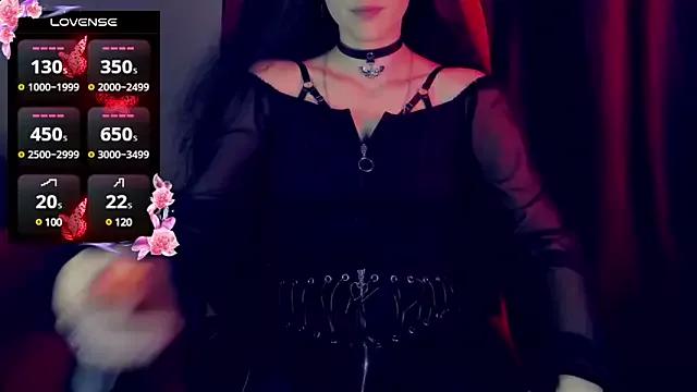 AlariaFatal on StripChat 