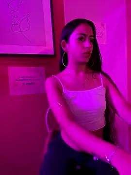 Alaska_euphoria on StripChat 