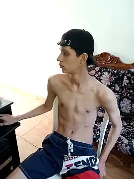 Alayn_sexy_ayes on StripChat 