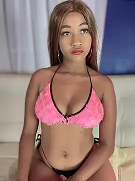 AleezaFrench on StripChat 